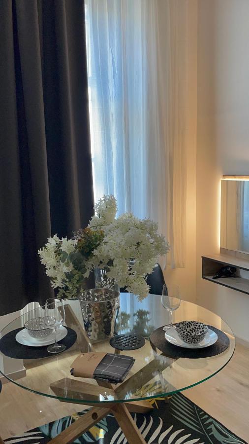 Lux Dabich 1 Apartment Нови Сад Екстериор снимка